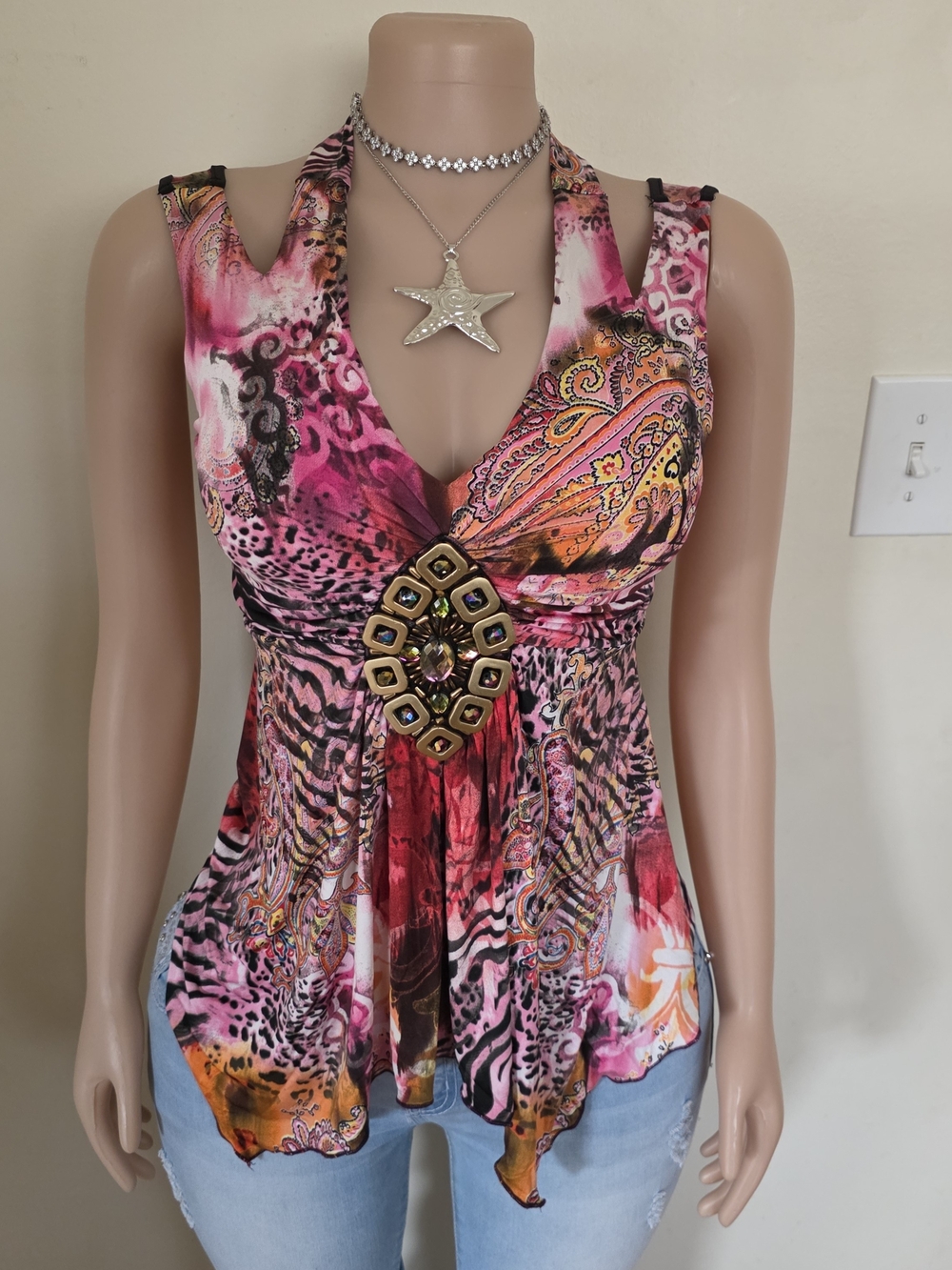 VENUS Pink Orange Multicolor Sleeveless V-Neck Embellished Tank